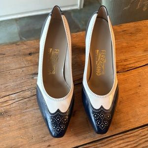 Salvatore Ferragamo Vintage Brogue Spectators Pumps 9.5